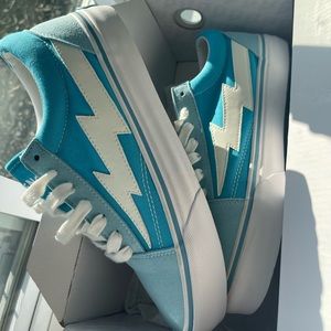 Revenge X Storm 'Bolt Blue'